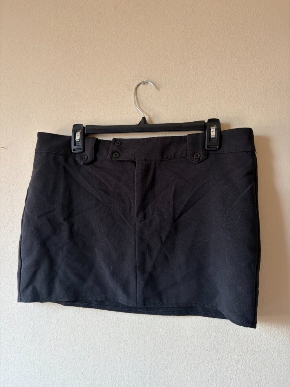 PrettyLittleThing Black Y2K Low Rise Tailored Mini Skirt